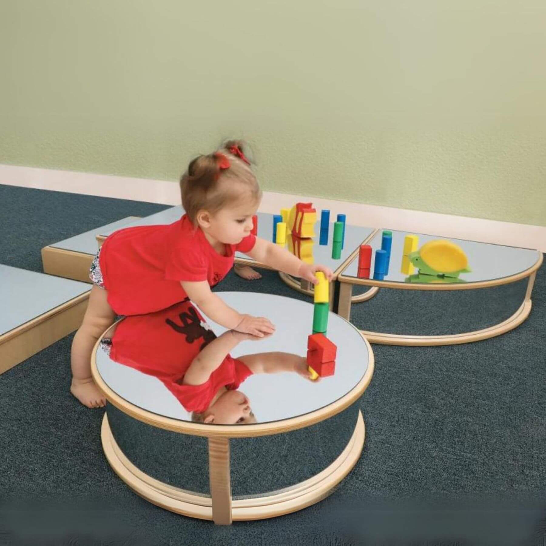 Whitney Brothers Infant Floor Mirror Set - Lifestyle