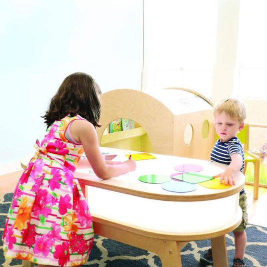 Kids Playing at Whitney Plus Radiant LED Light Table