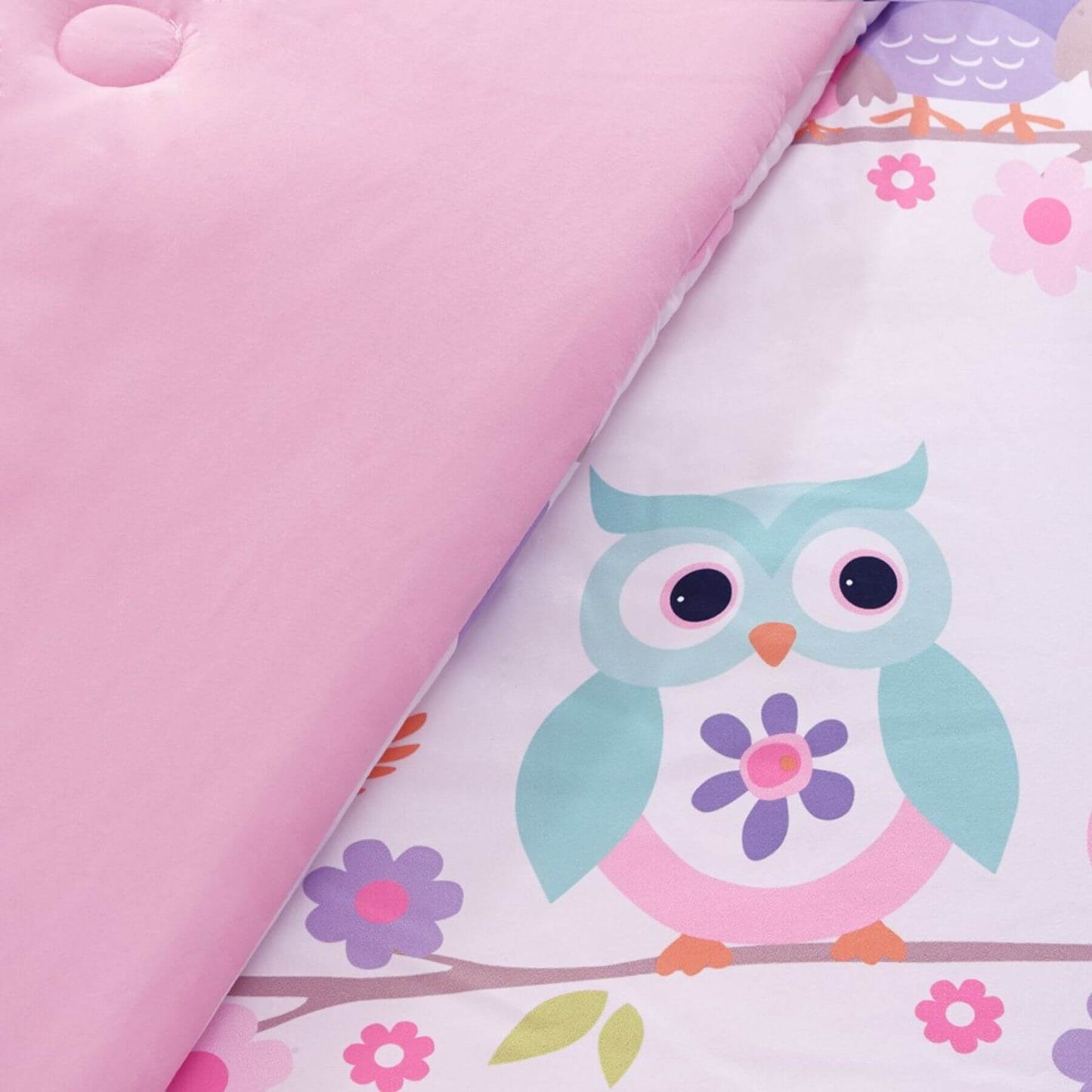 Detail View of Wise Wendy Owl Comforter Set